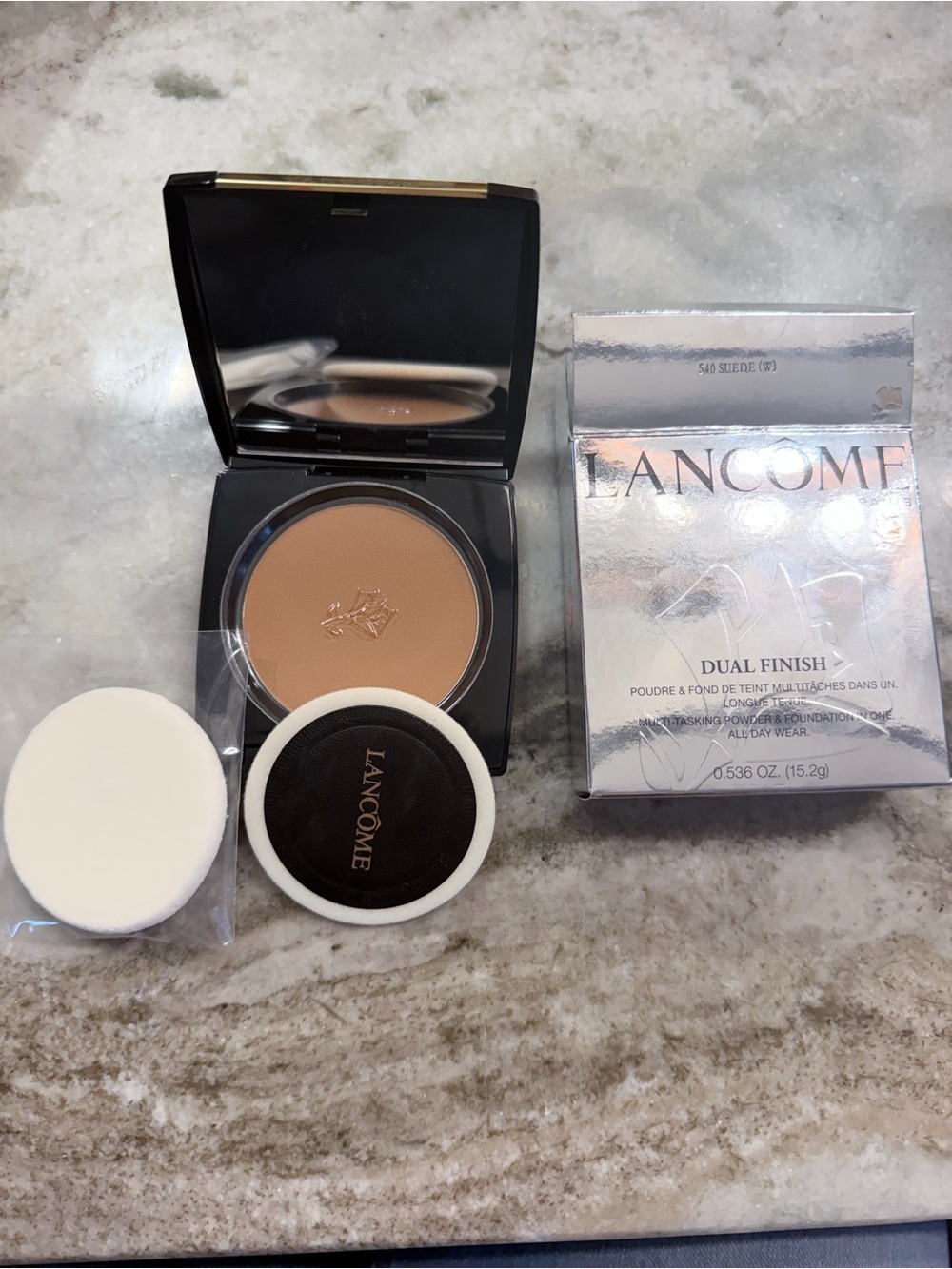 Lancôme Dual Finish Powder & Foundation in One